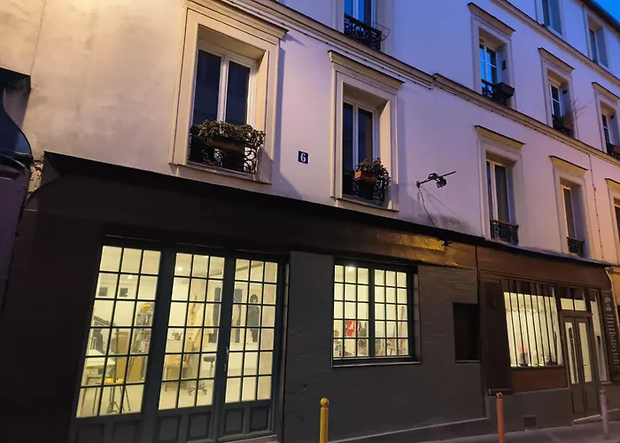 30M2 In The Heart Of Paris
